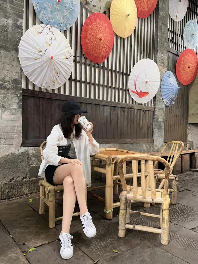 多少行程景点+住宿安排+美食推荐麻将胡了去重庆旅游跟团人均花费(图2)