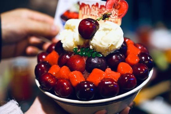 ！郝山城火锅用烟火气拴住街坊心麻将胡了非遗认证×37年老字号(图3)